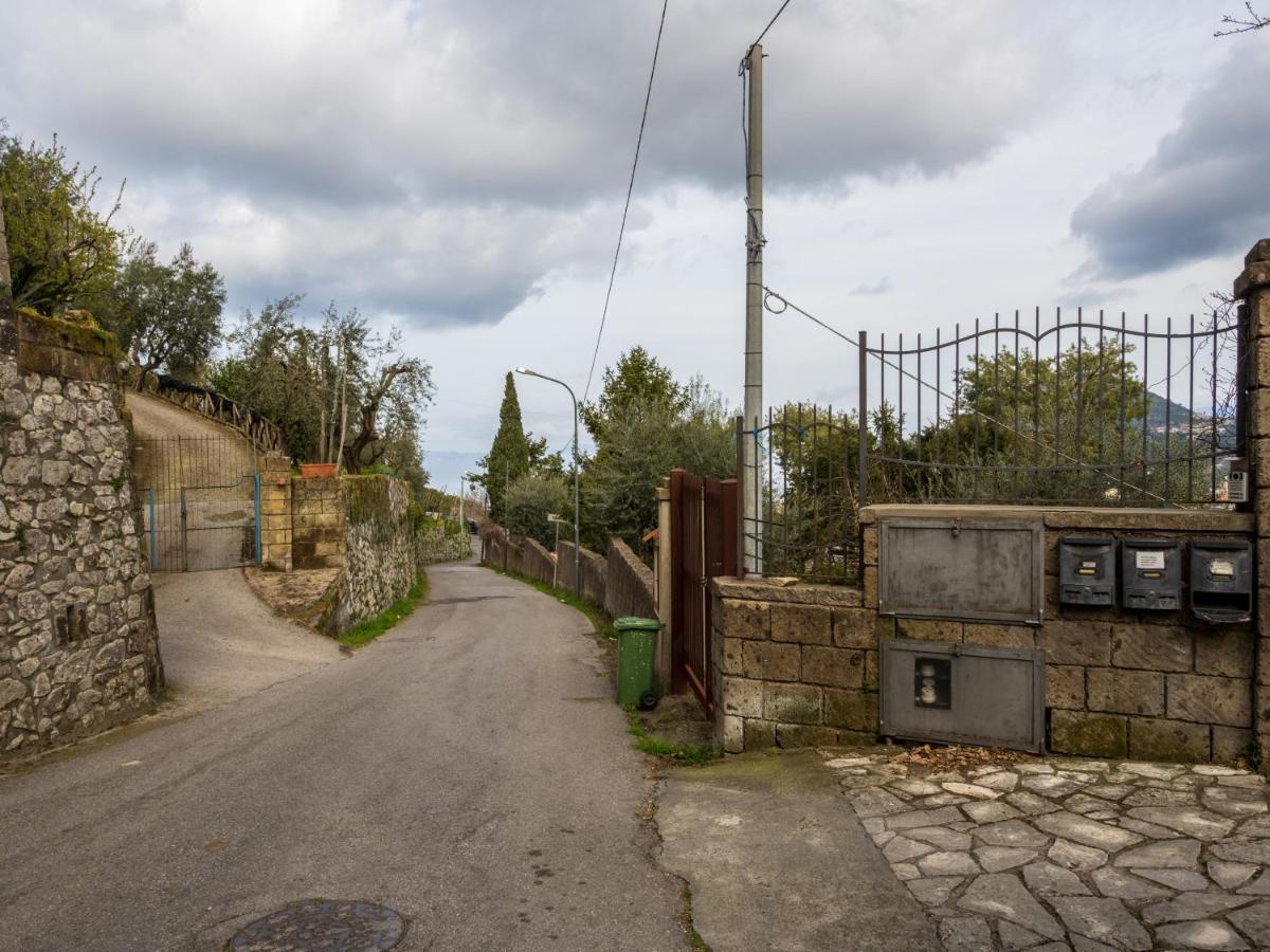 Villino Sally Sorrento Coast П'яно-ді-Сорренто Екстер'єр фото